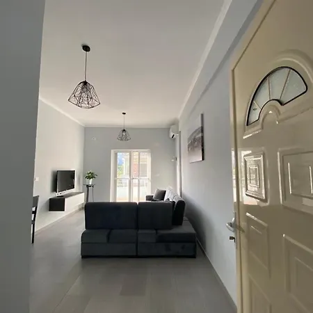 Sunmoon Apartment Sarande